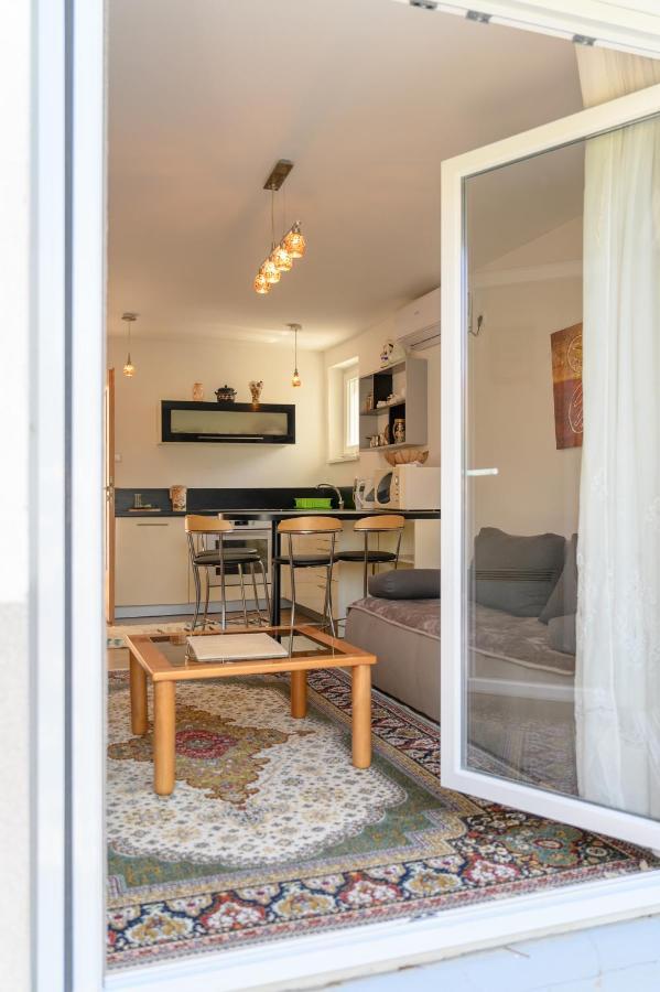 Apartman Mira Сараево Екстериор снимка