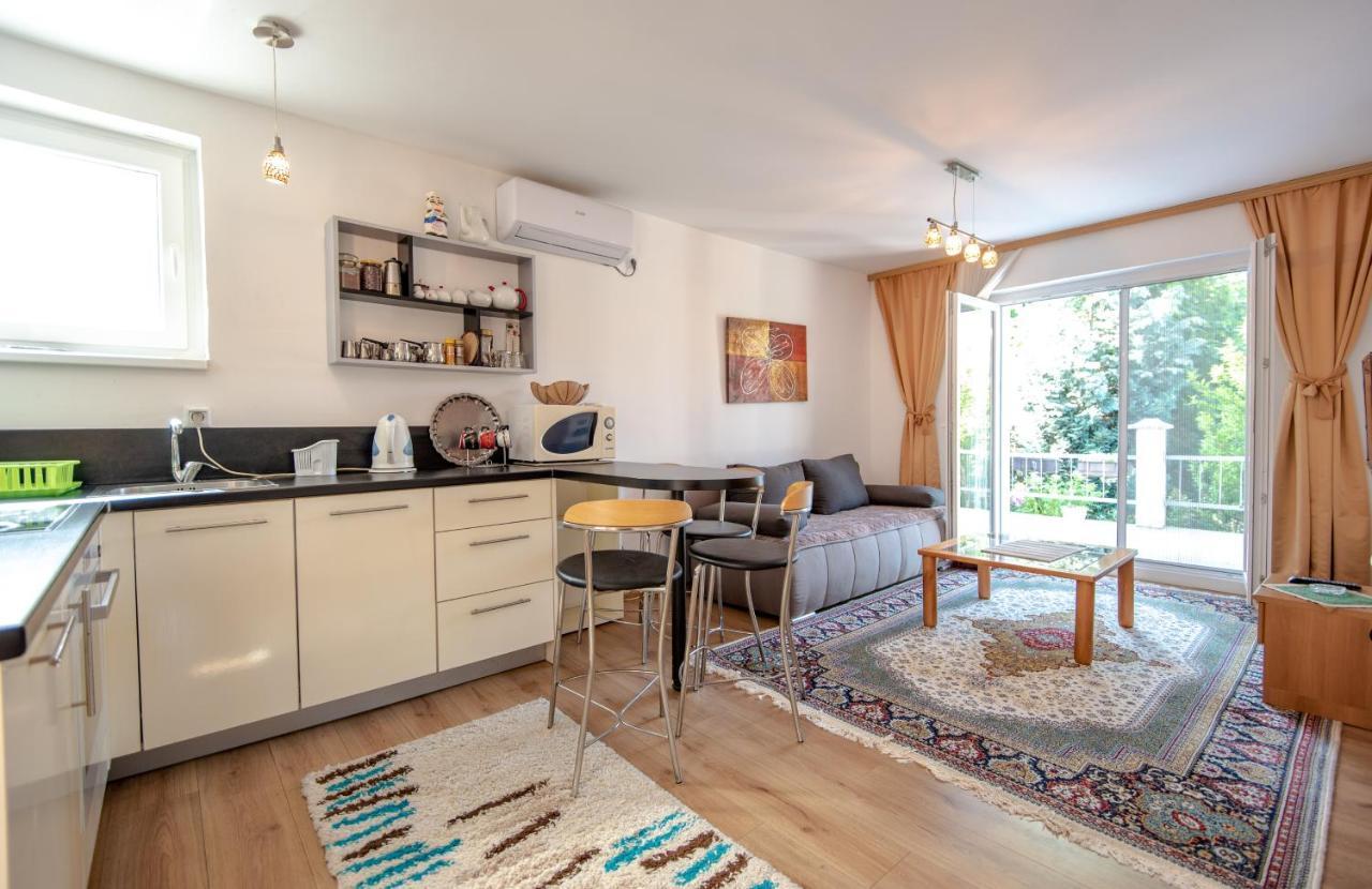 Apartman Mira Сараево Екстериор снимка