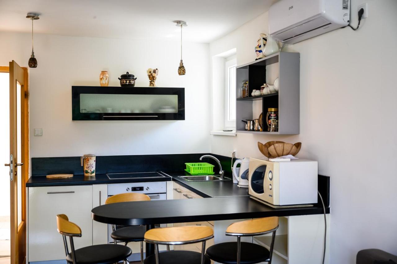 Apartman Mira Сараево Екстериор снимка