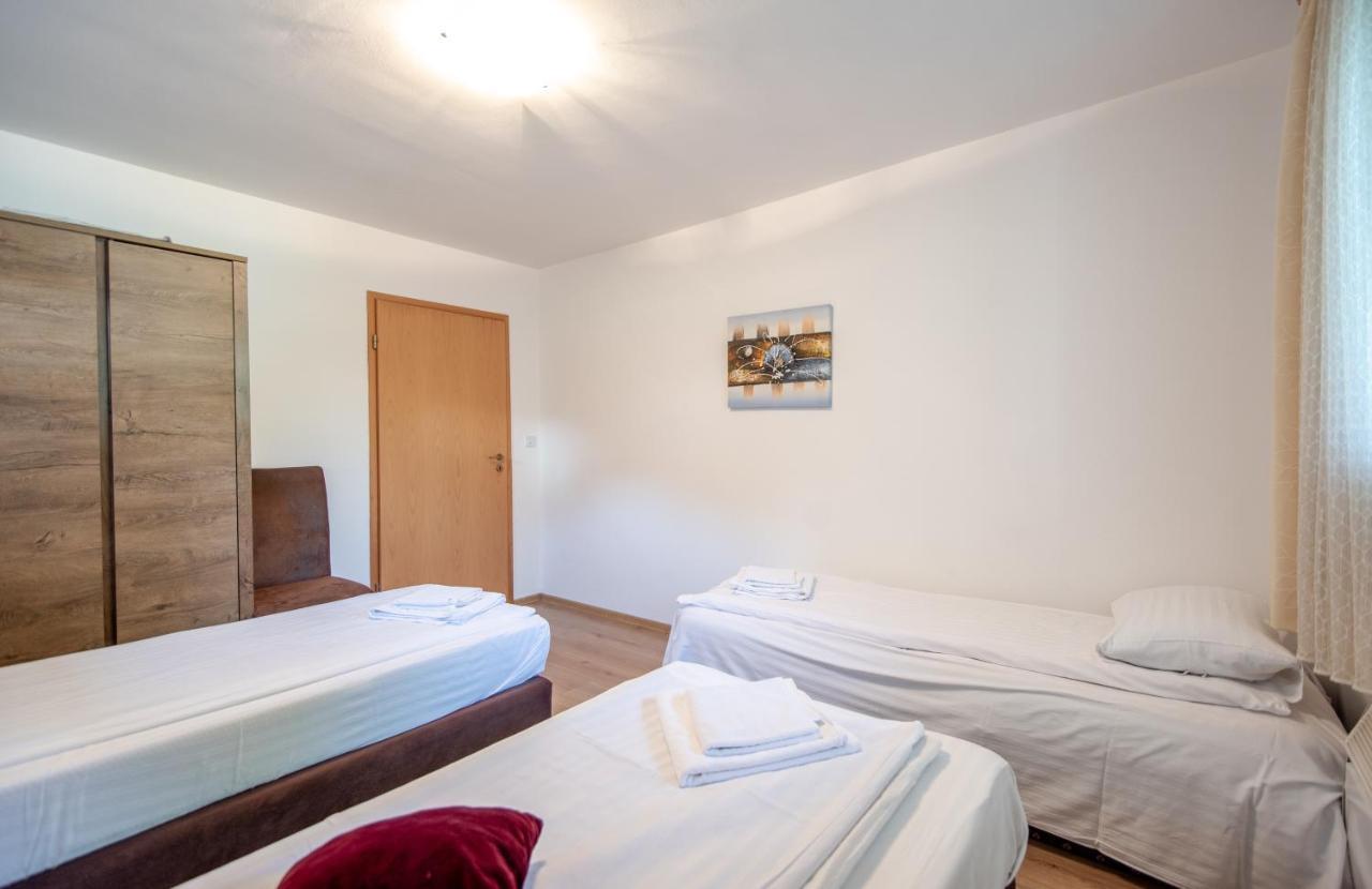 Apartman Mira Сараево Екстериор снимка